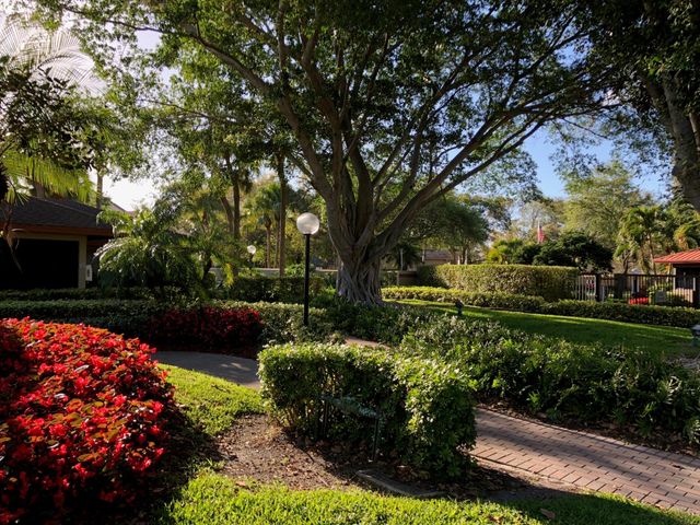 4091 Cypress Reach Ct 305, Pompano Beach, FL 33069