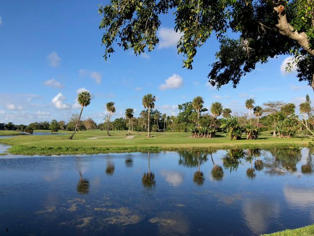 4091 Cypress Reach Ct 305, Pompano Beach, FL 33069