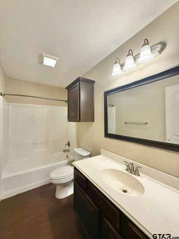 19412 King Ranch Dr., Flint, TX 75762