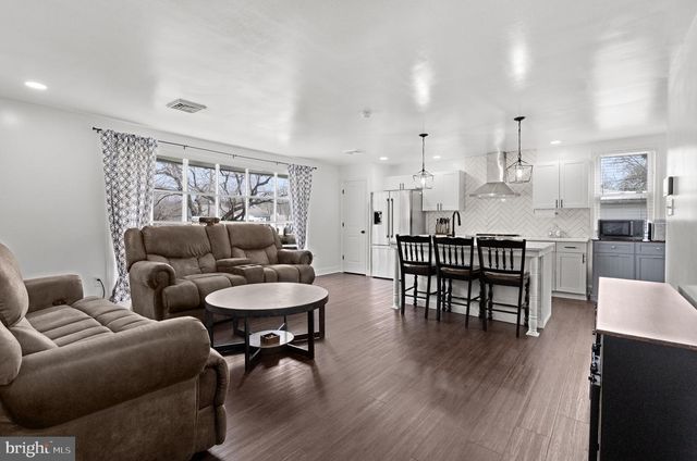 2644 GERYVILLE PIKE, Pennsburg, PA 18073