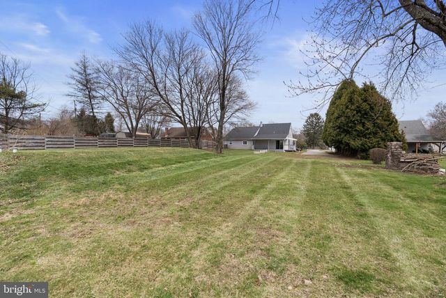 2644 GERYVILLE PIKE, Pennsburg, PA 18073