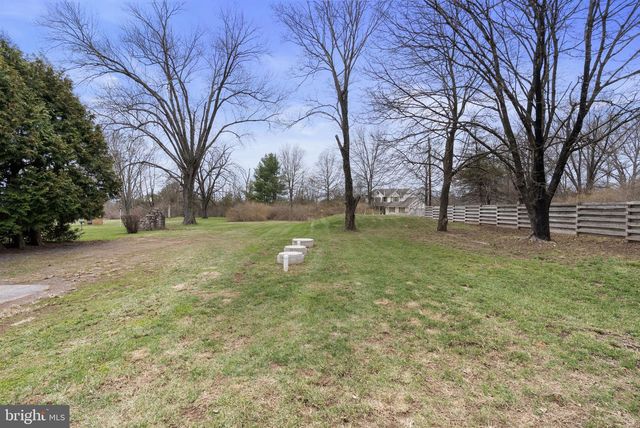 2644 GERYVILLE PIKE, Pennsburg, PA 18073