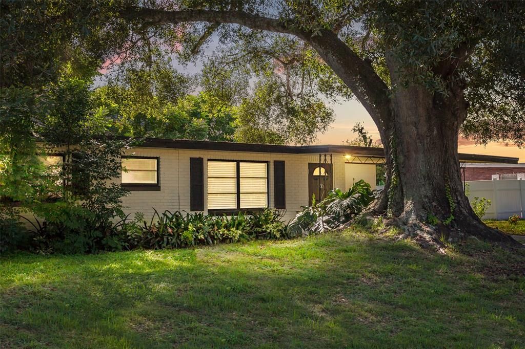 29 LAMPLIGHT LANE, Winter Haven, FL 33884