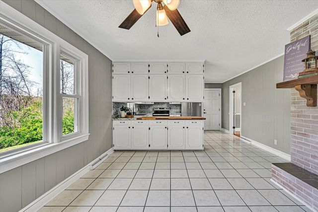 731 BASSETT HEIGHTS RD, Bassett, VA 24055