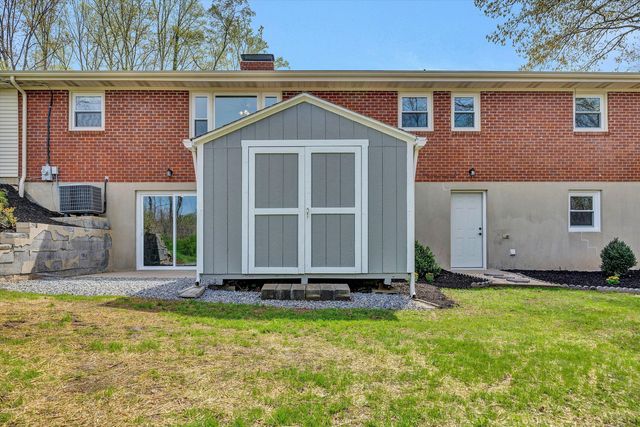 731 BASSETT HEIGHTS RD, Bassett, VA 24055