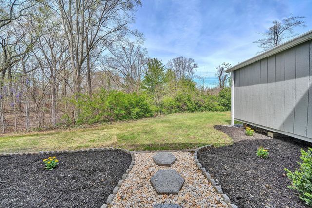 731 BASSETT HEIGHTS RD, Bassett, VA 24055