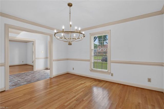 1416 Pine Grove LN, Chesapeake, VA 23321