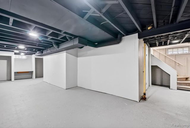 17213 Brady, Redford, MI 48240