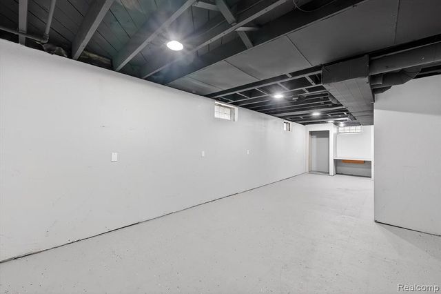 17213 Brady, Redford, MI 48240