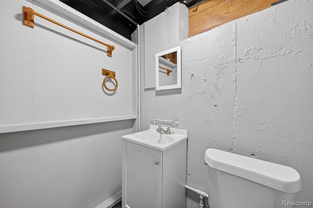 17213 Brady, Redford, MI 48240