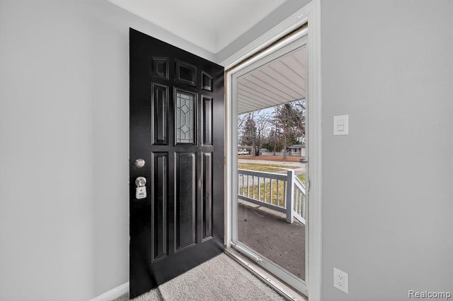 17213 Brady, Redford, MI 48240