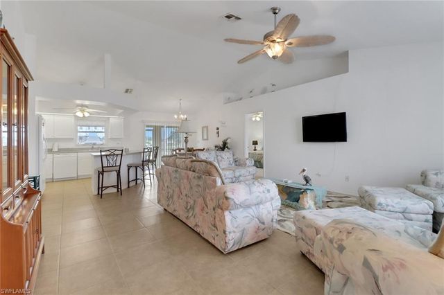 622 NE 12th ST, Cape Coral, FL 33909