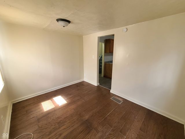 945 W Roache Street, Indianapolis, IN 46208