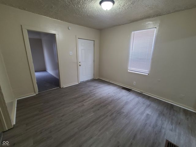 945 W Roache Street, Indianapolis, IN 46208