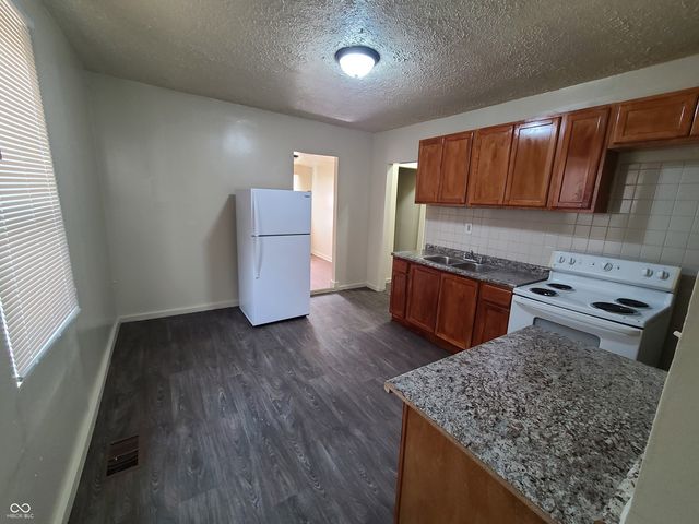945 W Roache Street, Indianapolis, IN 46208