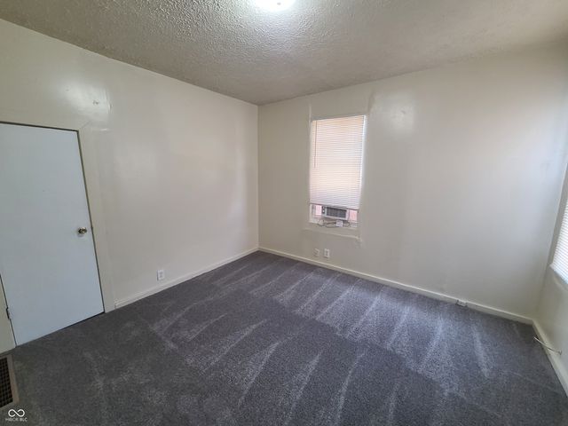 945 W Roache Street, Indianapolis, IN 46208