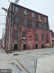 350 E CLARKE AVE, York, PA 17403