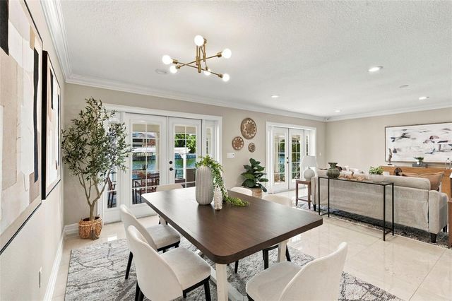 3905 FONTAINEBLEAU DRIVE, Tampa, FL 33634