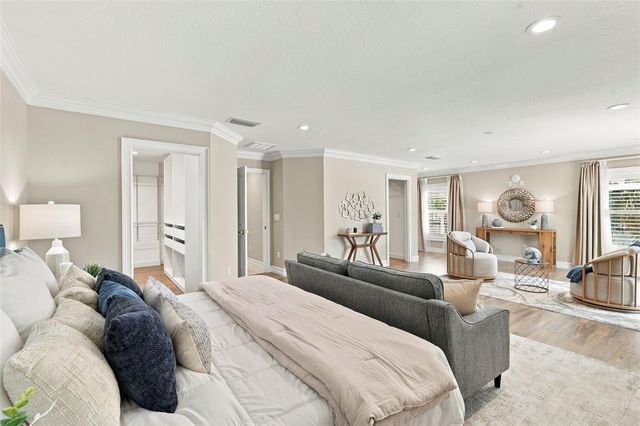 3905 FONTAINEBLEAU DRIVE, Tampa, FL 33634