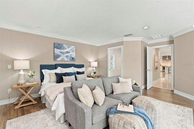 3905 FONTAINEBLEAU DRIVE, Tampa, FL 33634