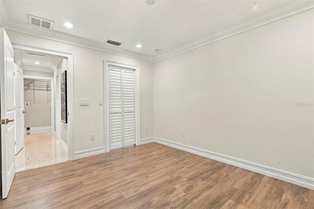 3905 FONTAINEBLEAU DRIVE, Tampa, FL 33634