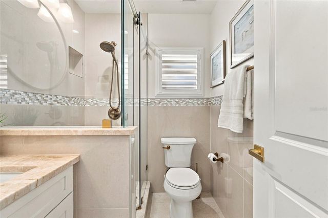 3905 FONTAINEBLEAU DRIVE, Tampa, FL 33634