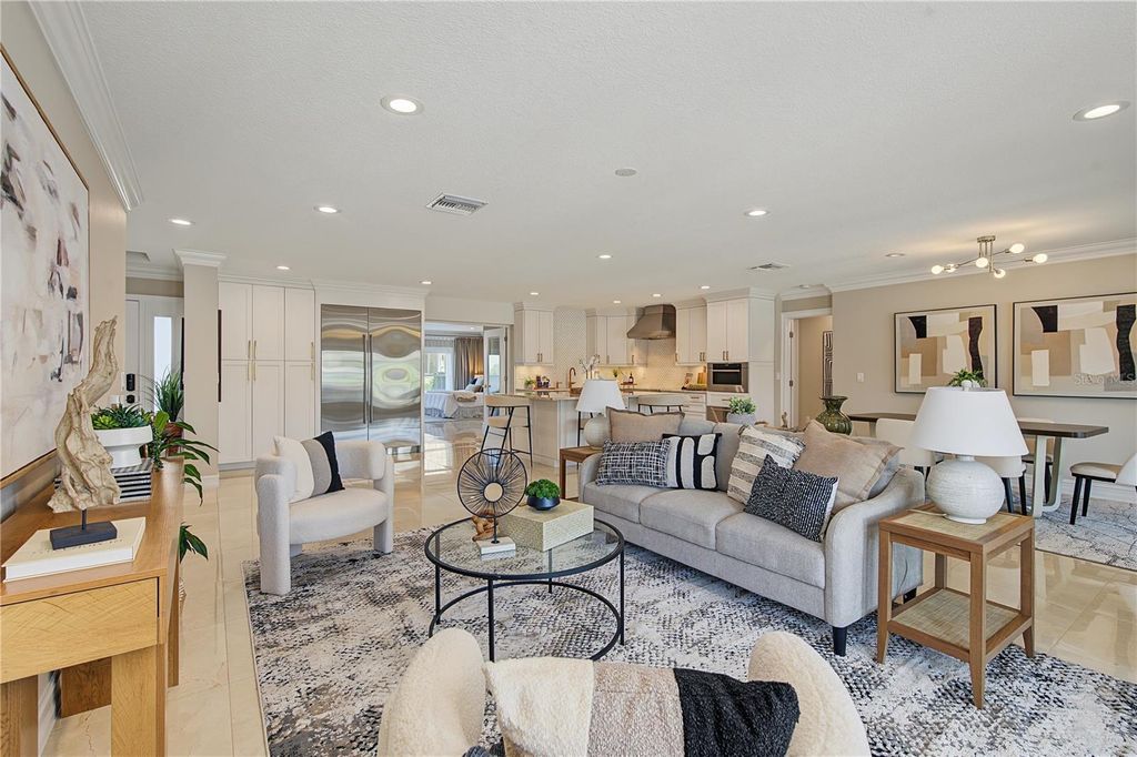 Image 4 of property listing at 3905 FONTAINEBLEAU DRIVE, Tampa, FL 33634