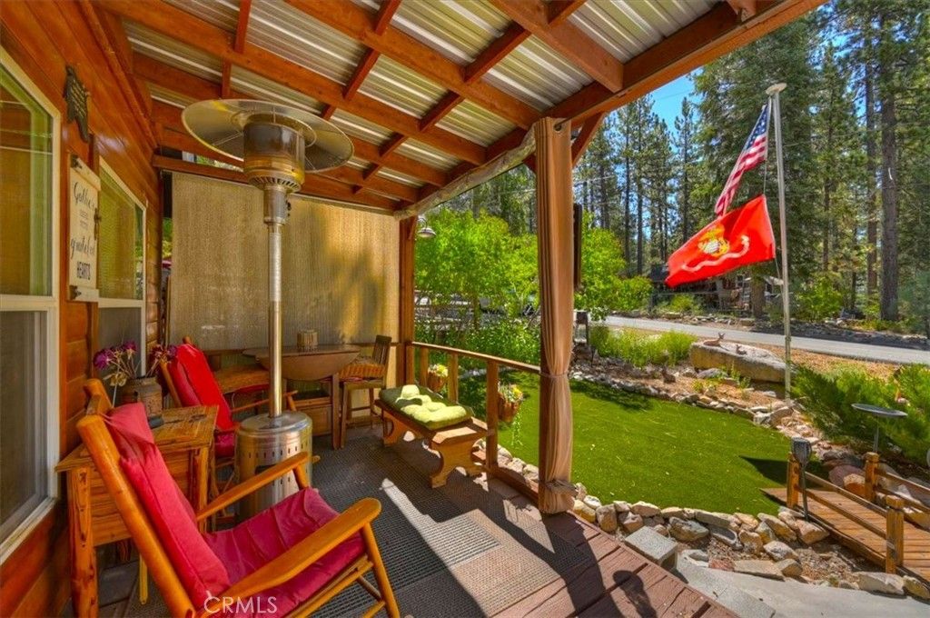 Image 3 of property listing at 39252 Mohawk, Fawnskin, CA 92333