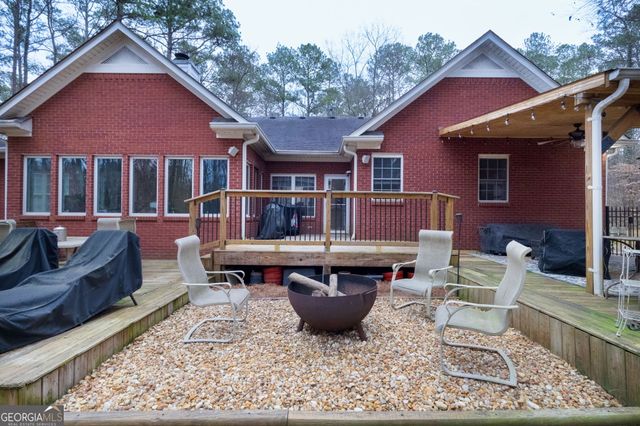 3015 Hideaway Hills Lane SW, Powder Springs, GA 30127