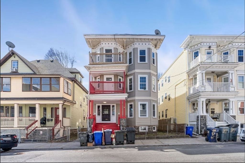 33 Wolcott Street 3, Boston, MA 02121