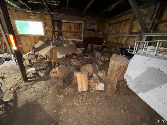 4050 Elmcrest Road, Salina, NY 13090