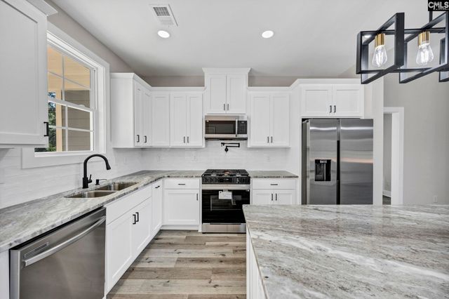 73 Lands End Lane, Prosperity, SC 29127