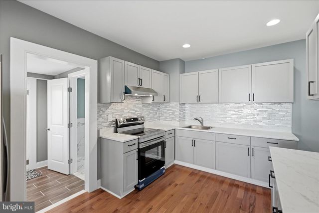 312 E PICCADILLY ST, Winchester, VA 22601