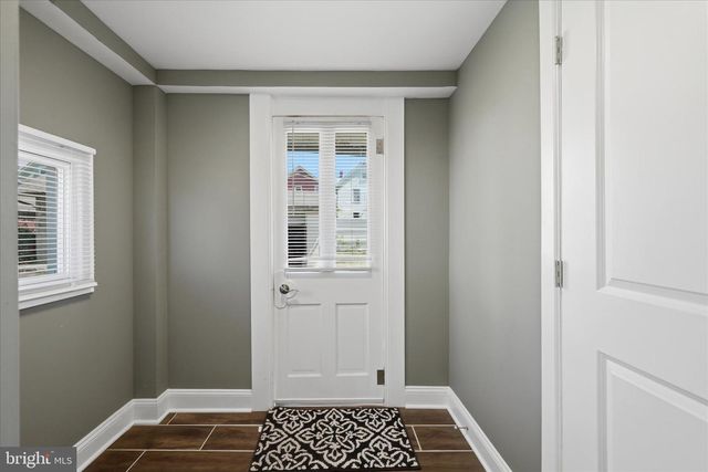 312 E PICCADILLY ST, Winchester, VA 22601