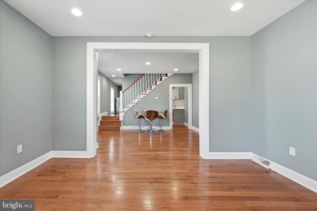 312 E PICCADILLY ST, Winchester, VA 22601