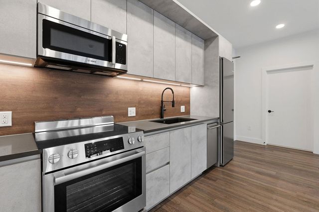 4315 S Congress Ave 202, Austin, TX 78745