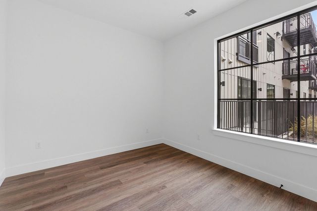 4315 S Congress Ave 202, Austin, TX 78745