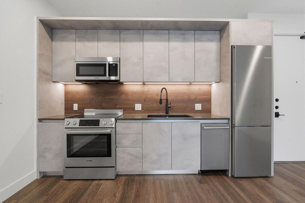 4315 S Congress Ave 202, Austin, TX 78745