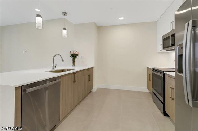 26600 Rosewood Pointe DR 303, Bonita Springs, FL 34135