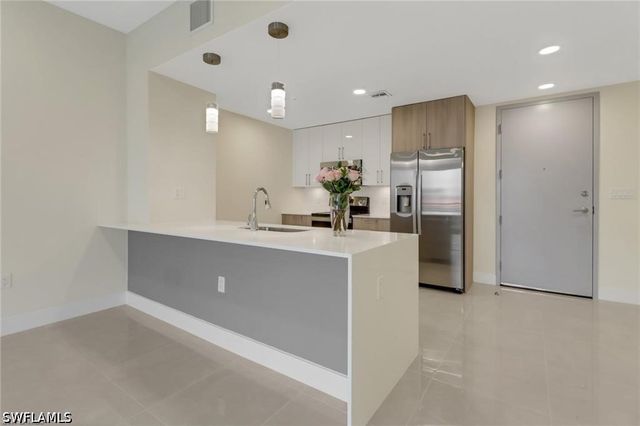 26600 Rosewood Pointe DR 303, Bonita Springs, FL 34135