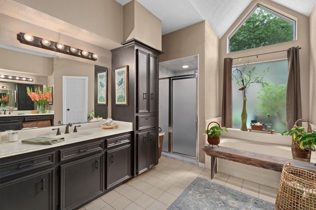 23 Tanager Trail, The Woodlands, TX 77381