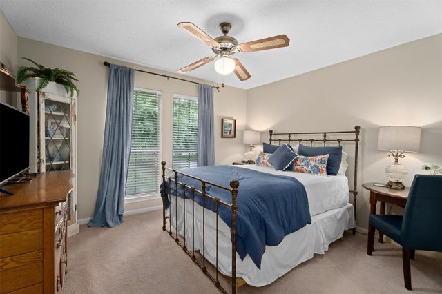 23 Tanager Trail, The Woodlands, TX 77381