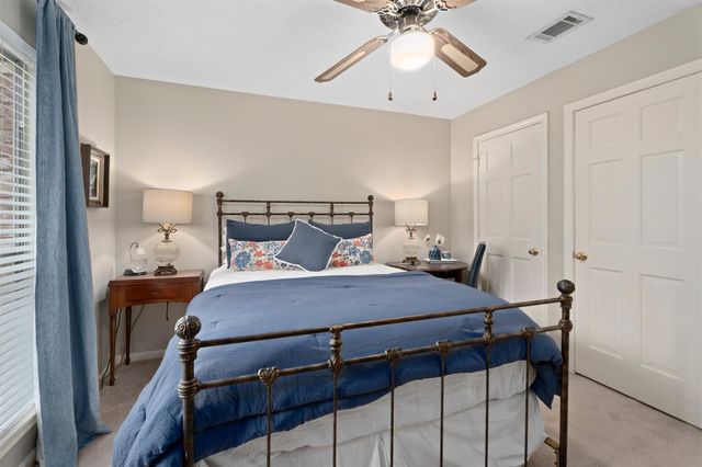 23 Tanager Trail, The Woodlands, TX 77381