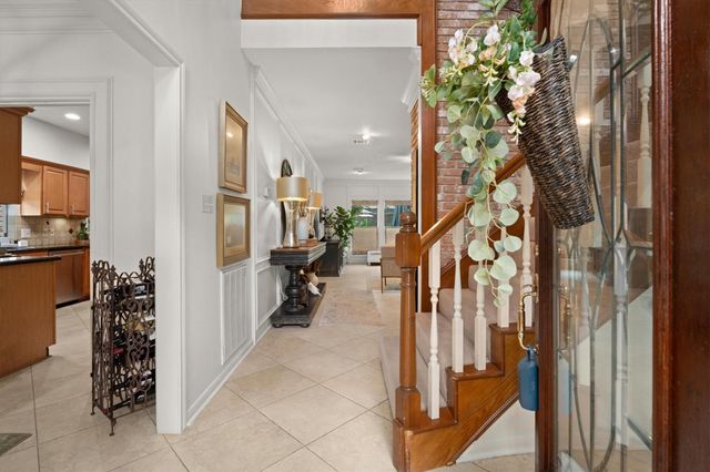 23 Tanager Trail, The Woodlands, TX 77381