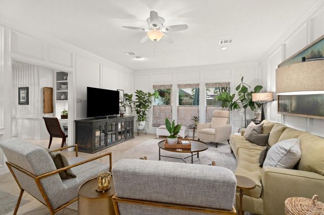 23 Tanager Trail, The Woodlands, TX 77381