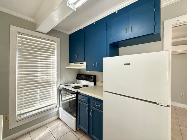 1618 Pinecrest Road B, Charleston, SC 29407