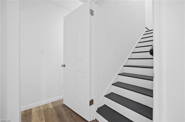 240 Driftwood RD, Virginia Beach, VA 23452