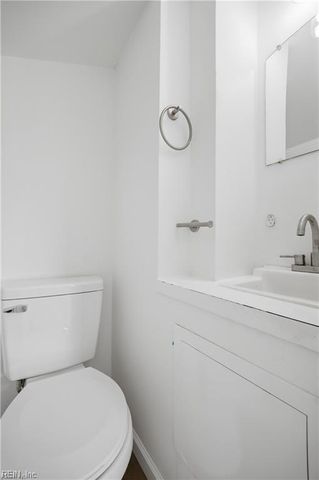 240 Driftwood RD, Virginia Beach, VA 23452