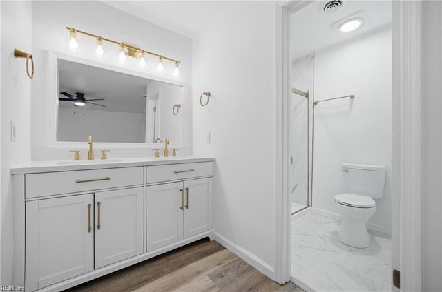 240 Driftwood RD, Virginia Beach, VA 23452