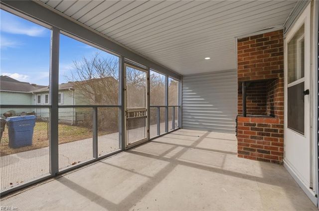 240 Driftwood RD, Virginia Beach, VA 23452